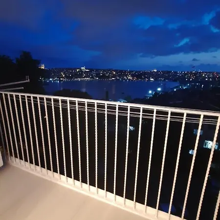 Taksimde Deniz Ve Marti Esliginde Uyanmak Appartement Istanboel