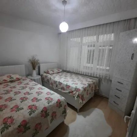 Taksimde Deniz Ve Marti Esliginde Uyanmak Appartement Istanboel