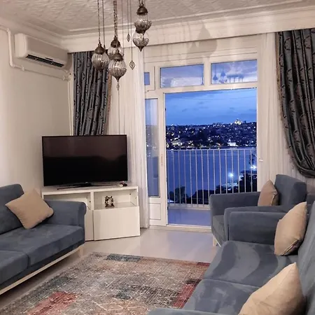 Taksimde Deniz Ve Marti Esliginde Uyanmak Apartman